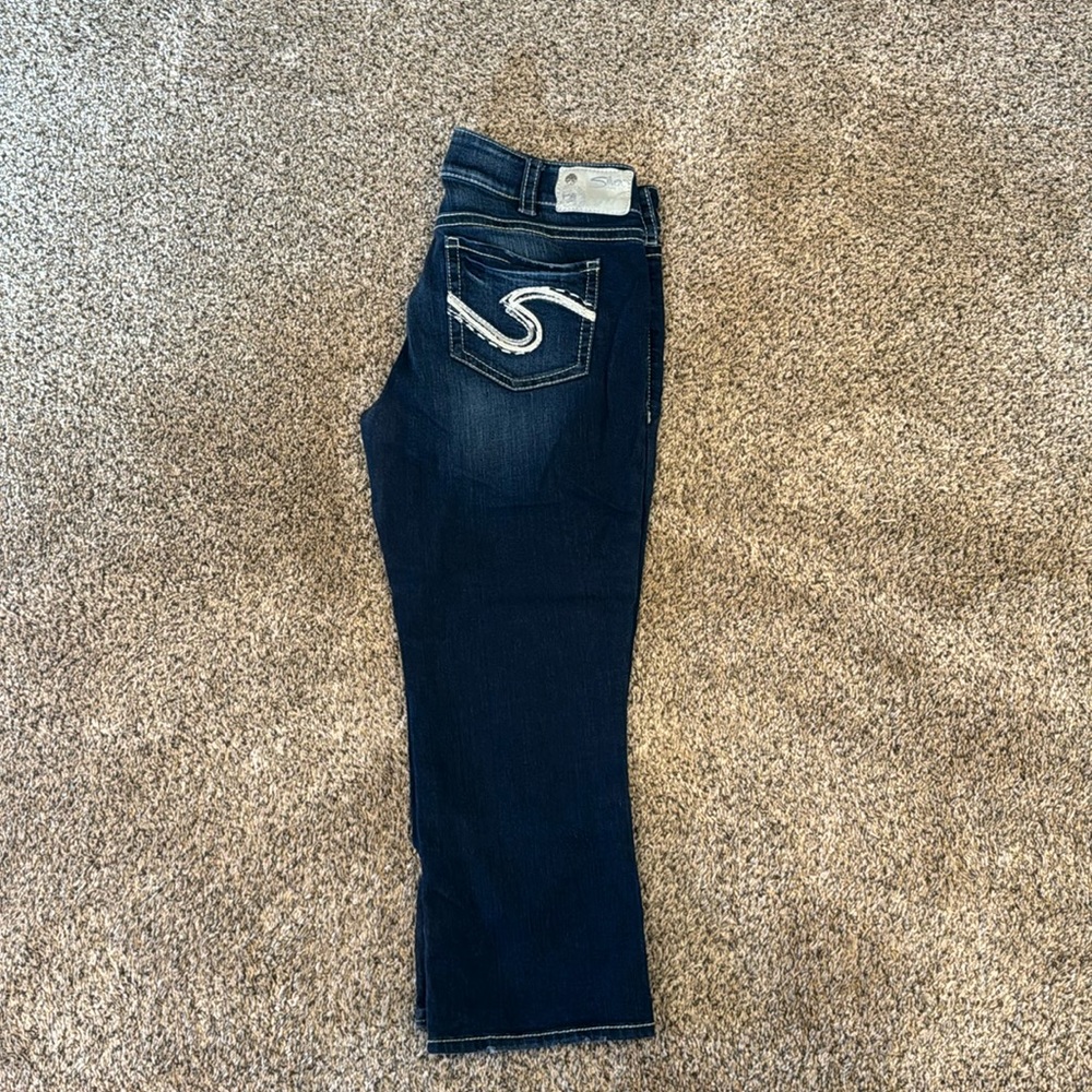 Silver Capris